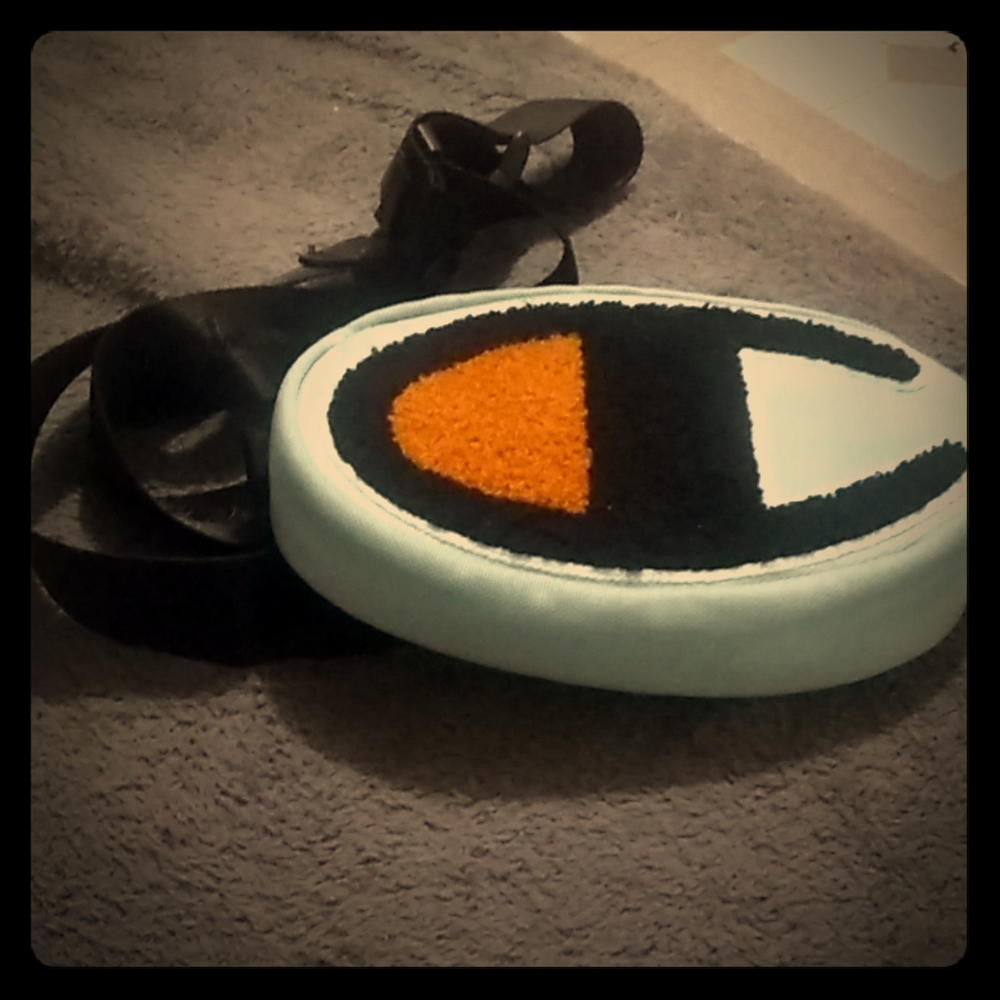 Champion fanny pack
